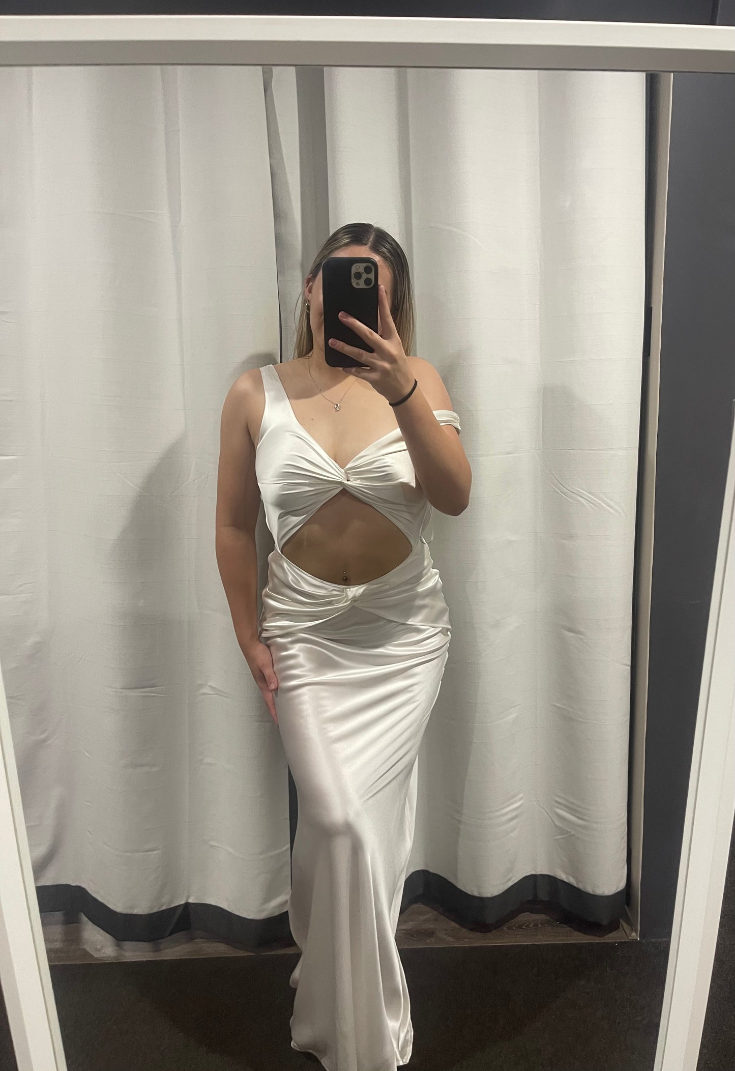 WHITE TAMIKA GOWN - SALE
