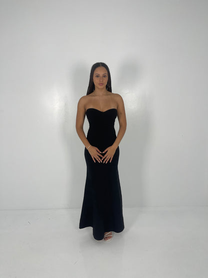 BLACK SARA GOWN