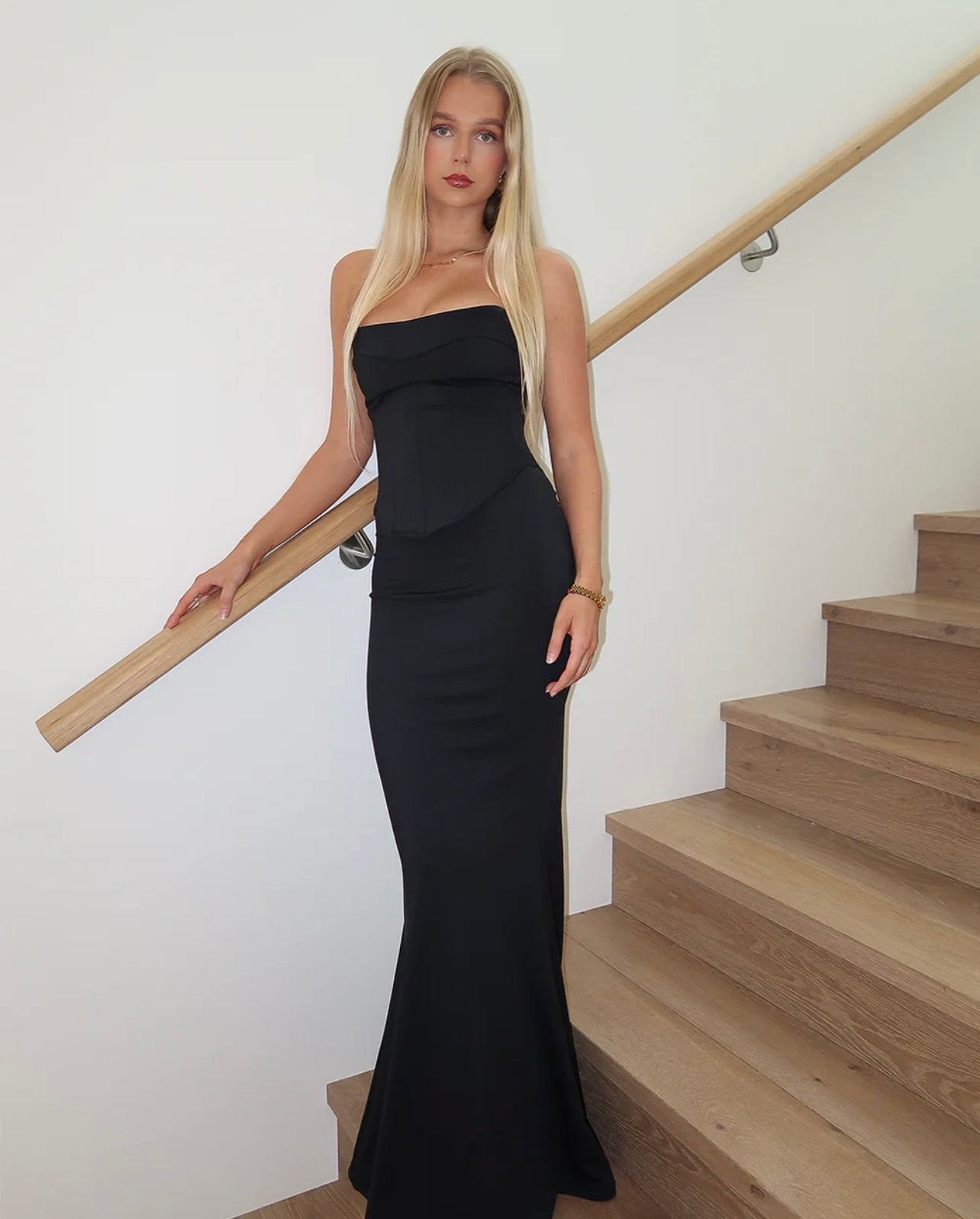 NOIR LOUIE GOWN