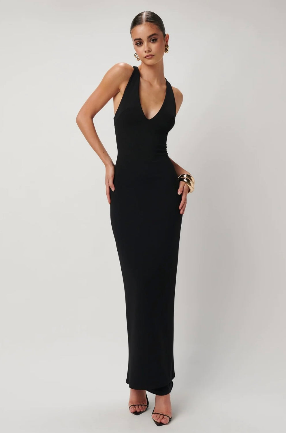 BLACK EIZA GOWN