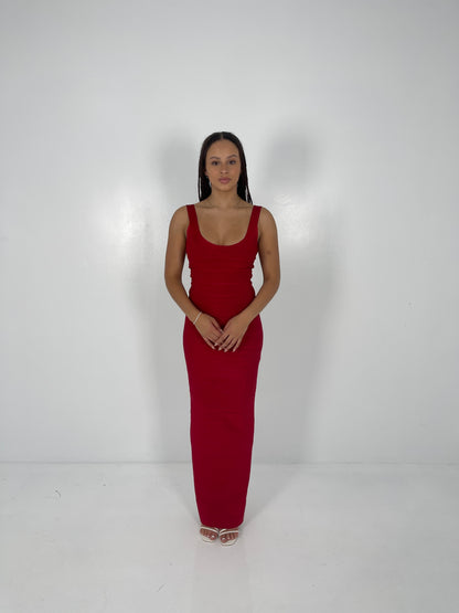 CRANBERRY ROUND NECK GOWN