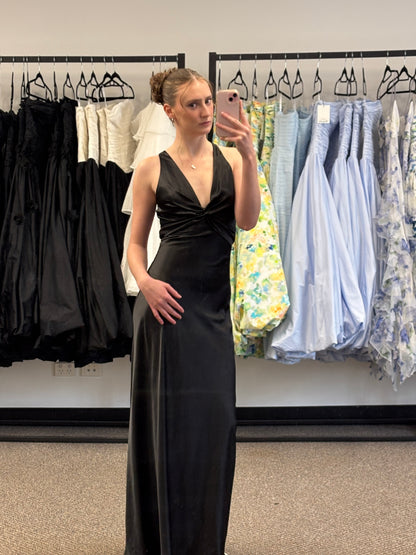 BLACK GODDESS GOWN