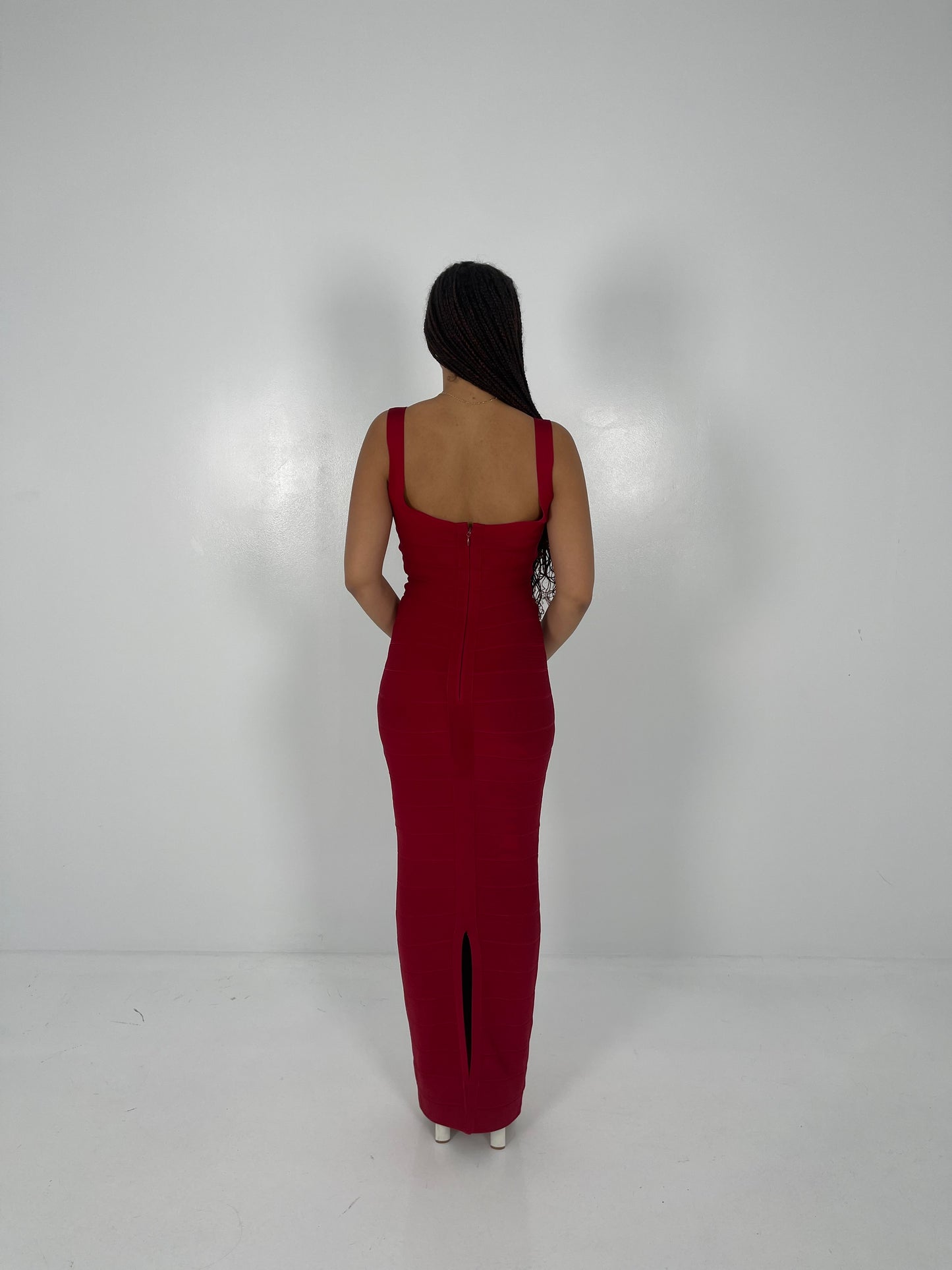 CRANBERRY ROUND NECK GOWN