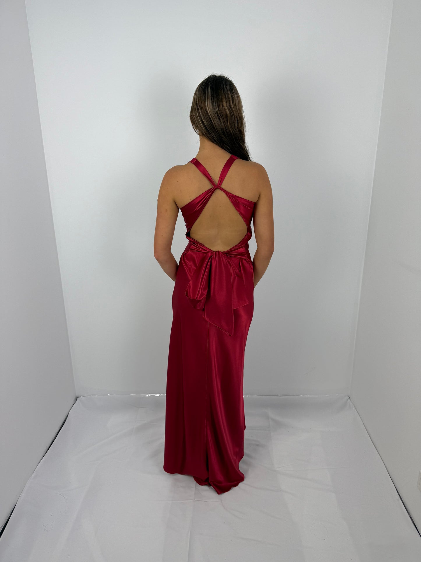 LIPSTICK RED GODDESS GOWN – Aquino's Attire