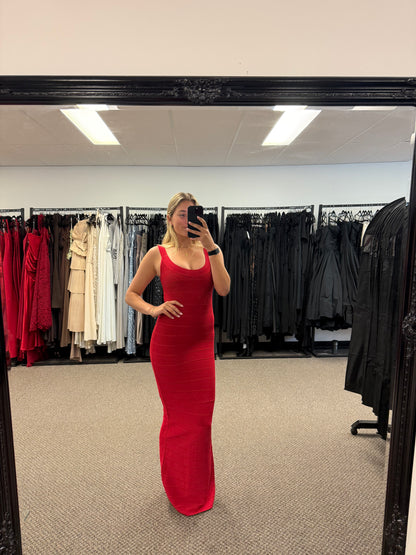 LIPSTICK RED ROUND NECK GOWN