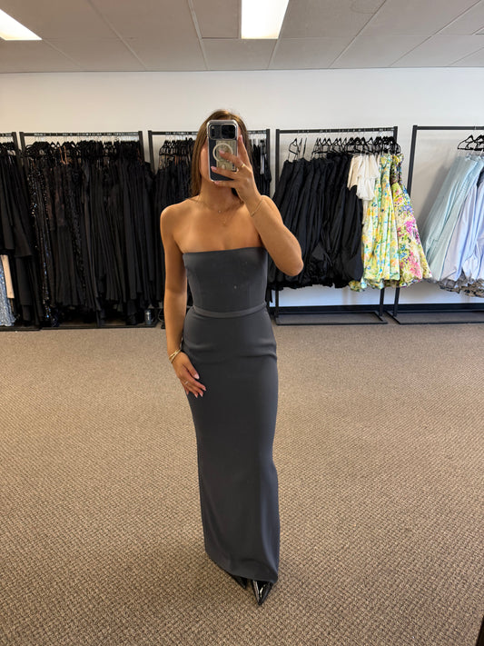 GREY CASSIDY STRAPLESS COLUMN GOWN