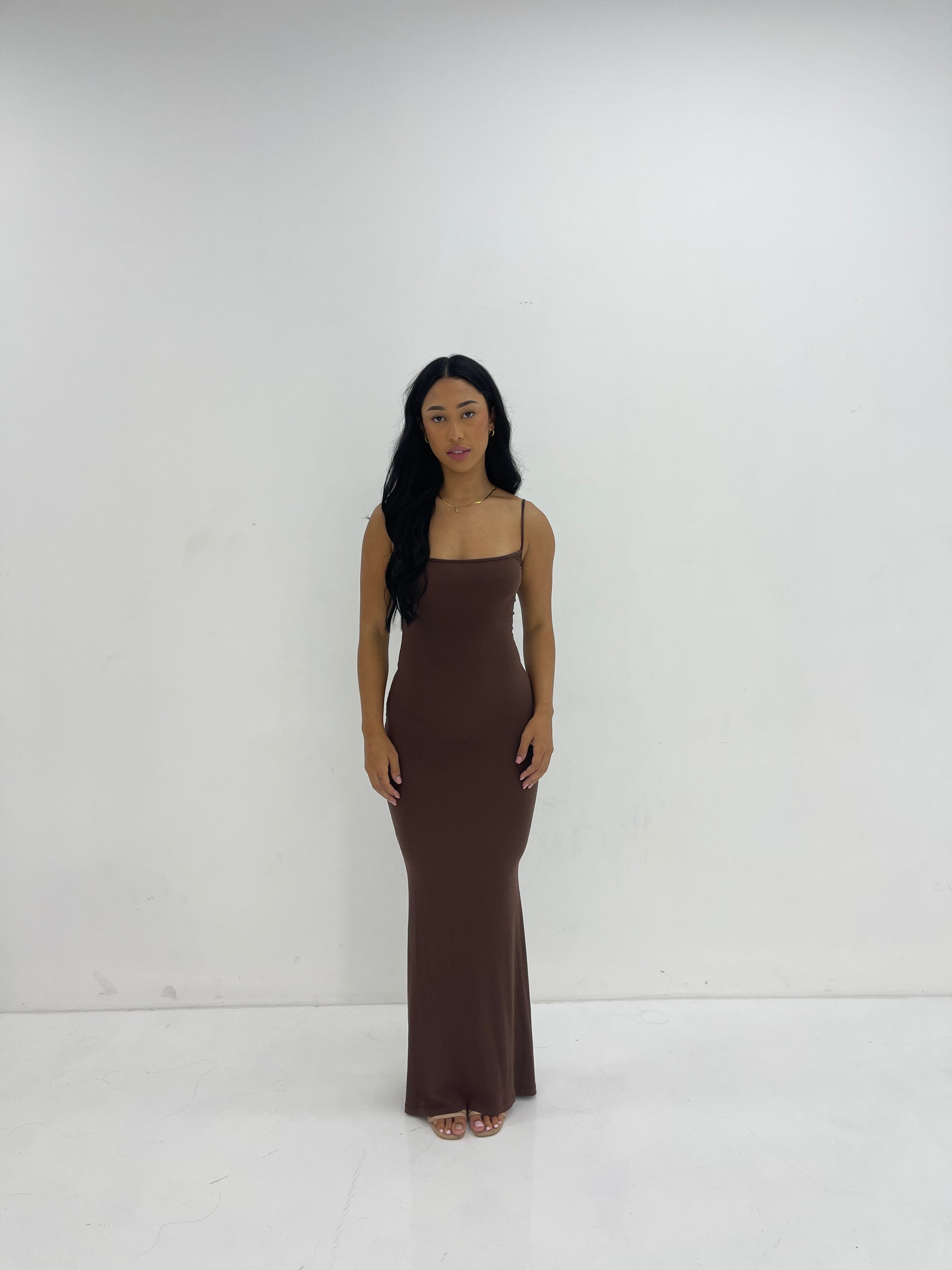 BROWN LOUNGE SLIP DRESS BROWN LOUNGE SLIP DRESS
